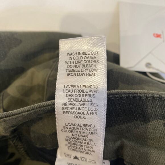 Good American Camouflage Skinny Jeans - Picture 7 of 15